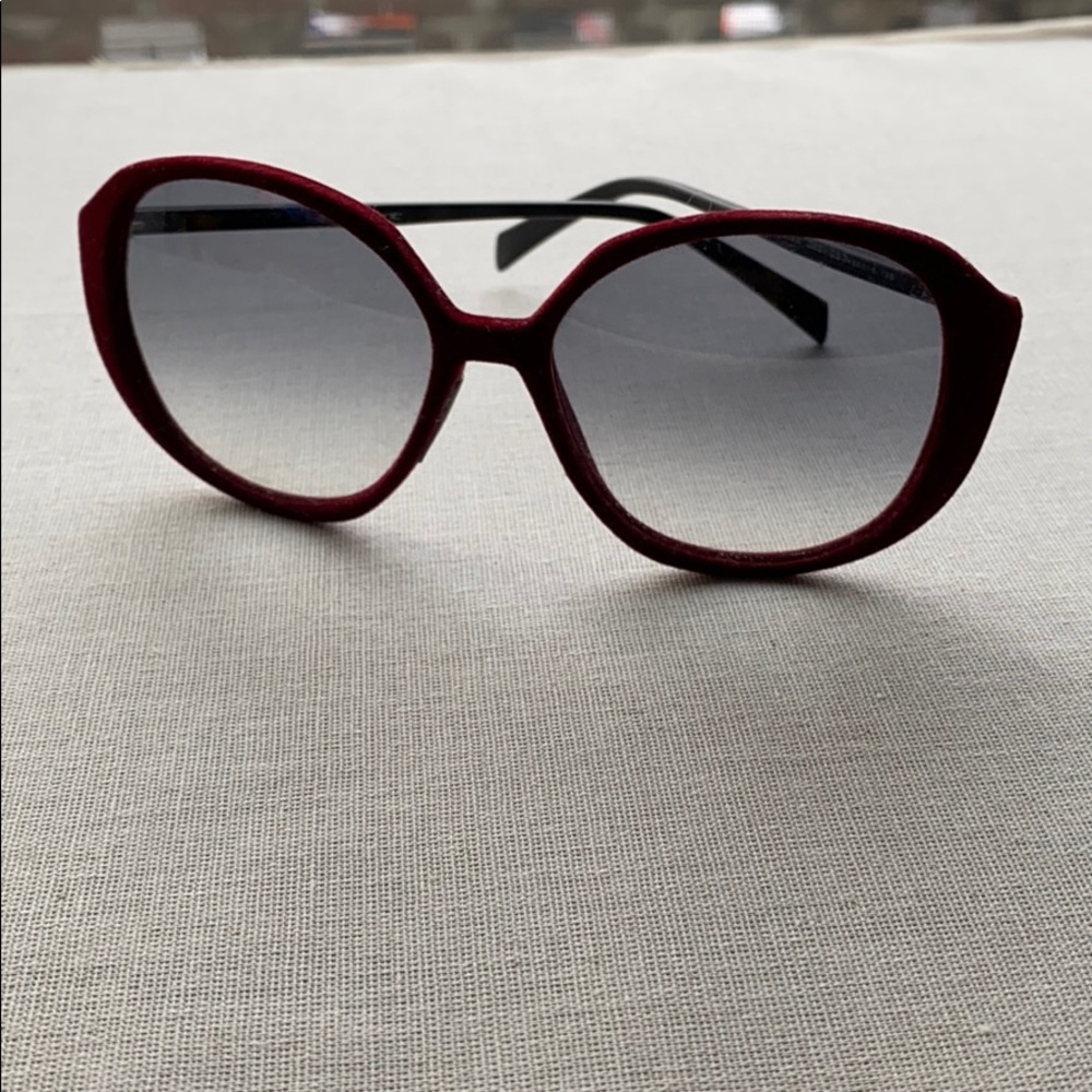 Italia independent sunglasses